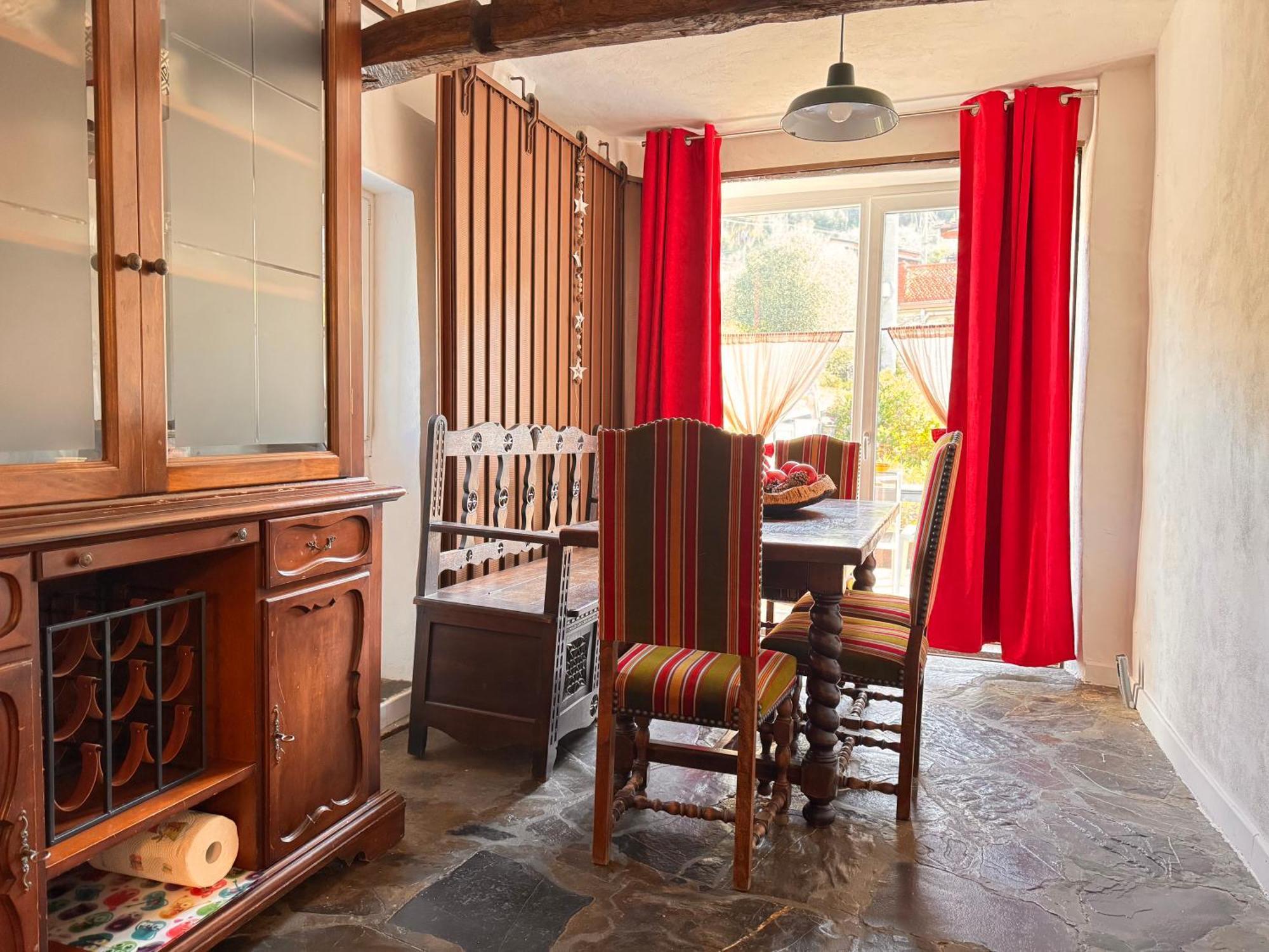 Casa Bisou Italia Wifi Et Parking Free Privato Villa Diano San Pietro Eksteriør billede
