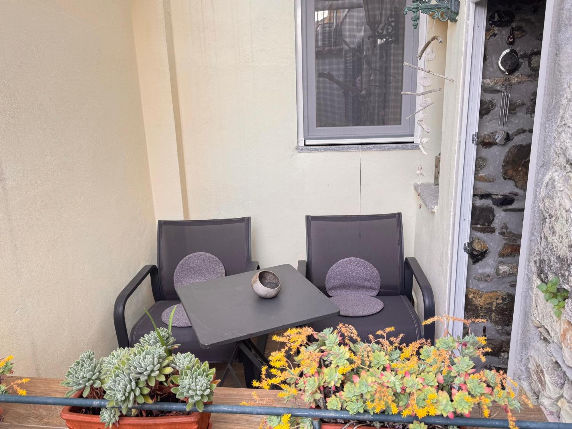Casa Bisou Italia Wifi Et Parking Free Privato Villa Diano San Pietro Eksteriør billede