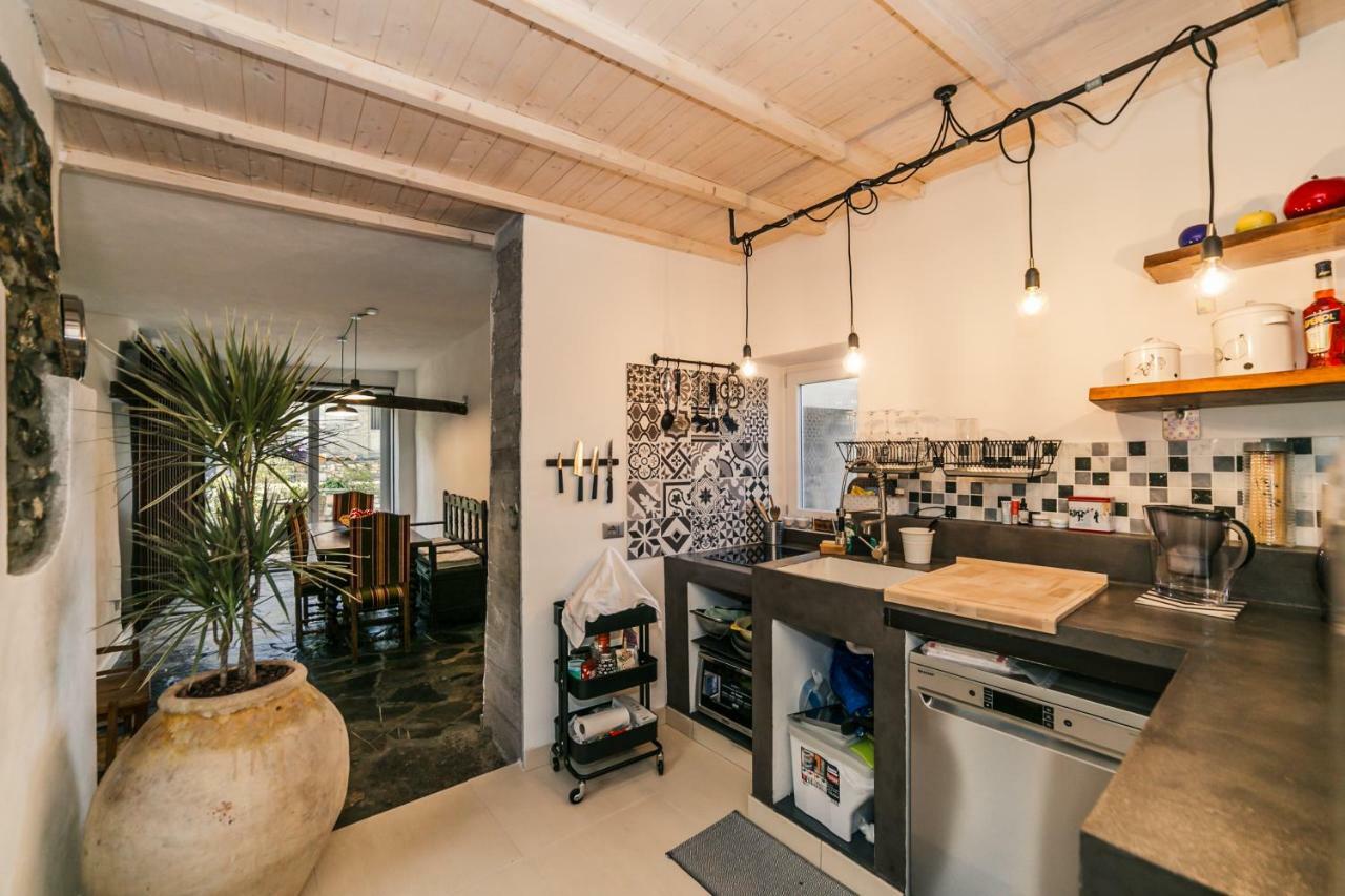 Casa Bisou Italia Wifi Et Parking Free Privato Villa Diano San Pietro Eksteriør billede