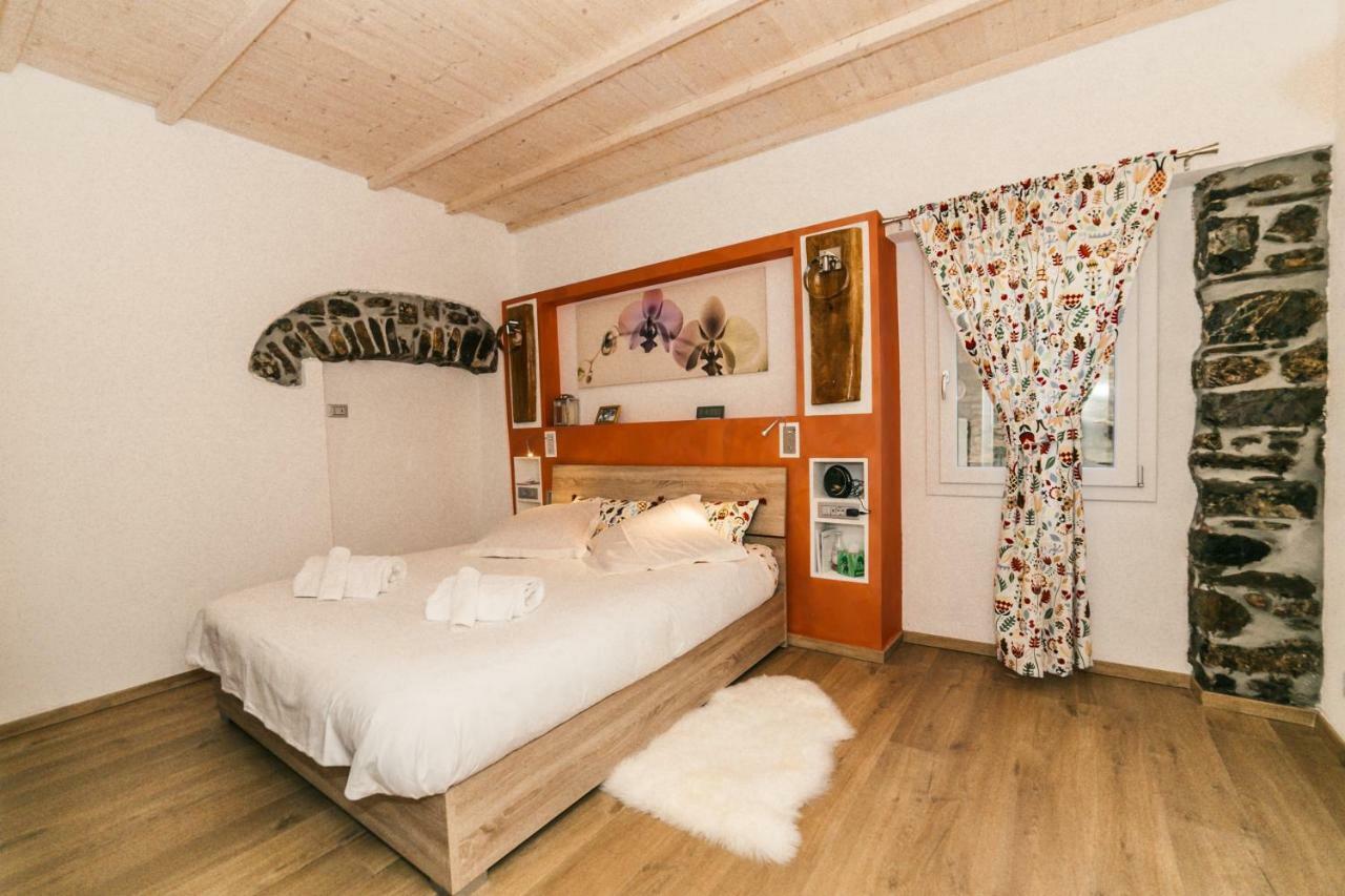 Casa Bisou Italia Wifi Et Parking Free Privato Villa Diano San Pietro Eksteriør billede