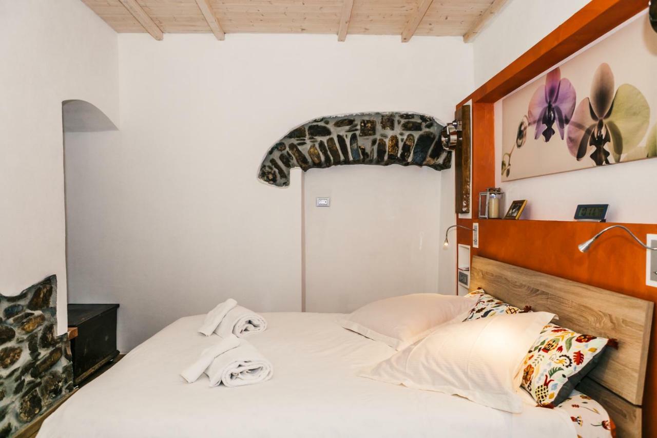 Casa Bisou Italia Wifi Et Parking Free Privato Villa Diano San Pietro Eksteriør billede